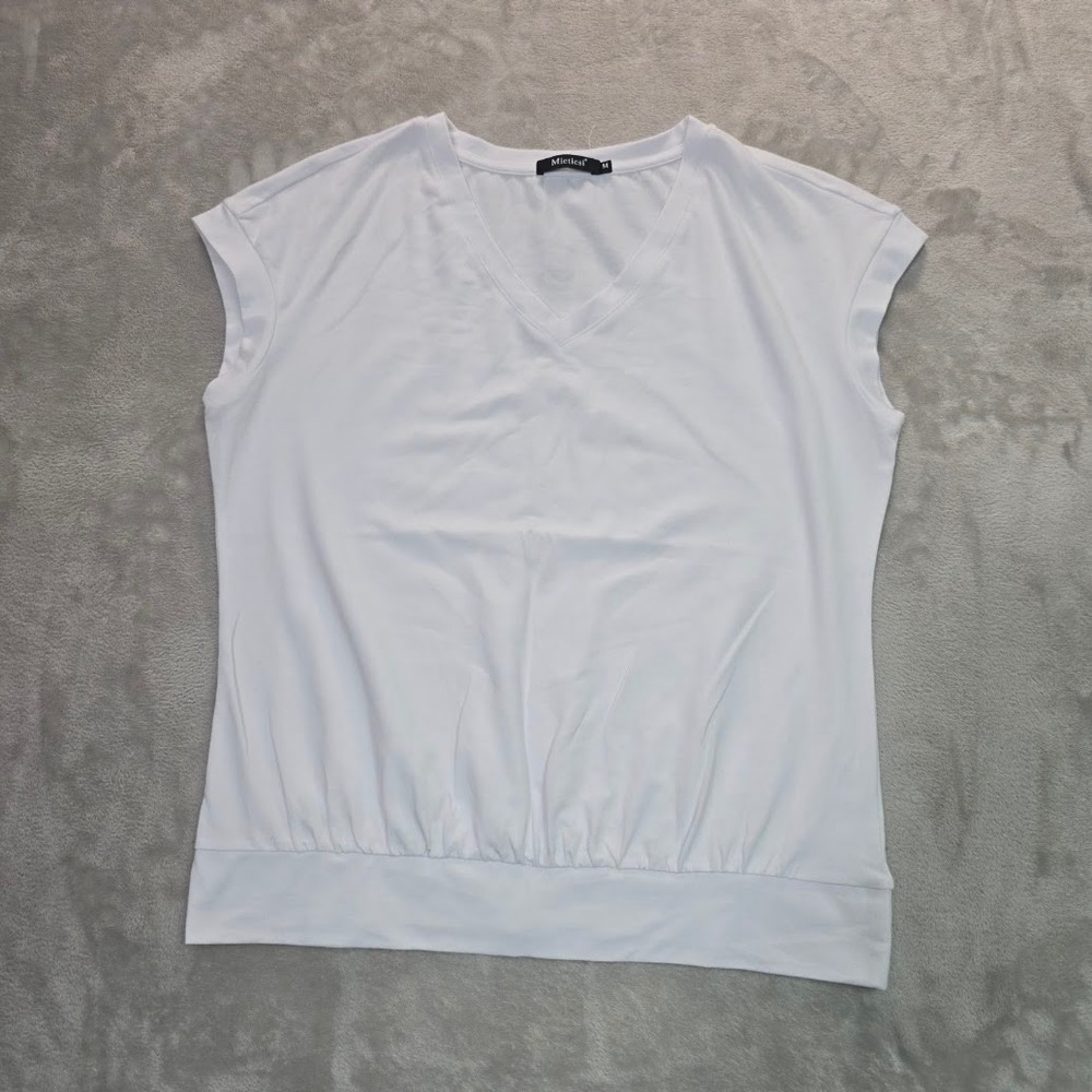 Micticsi White V-Neck Cap Sleeve Banded Hem Blouson Top Medium